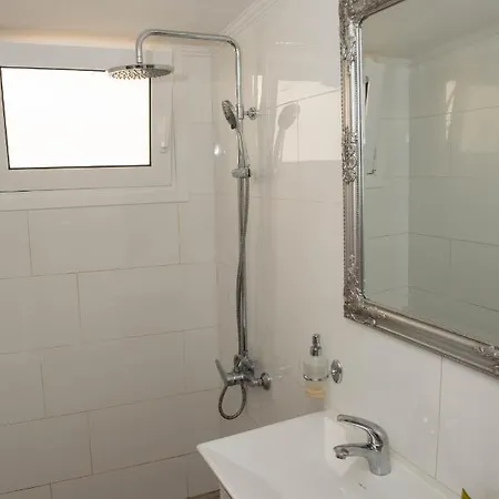 아파트 Katerina 2 Bedroom Luxury House